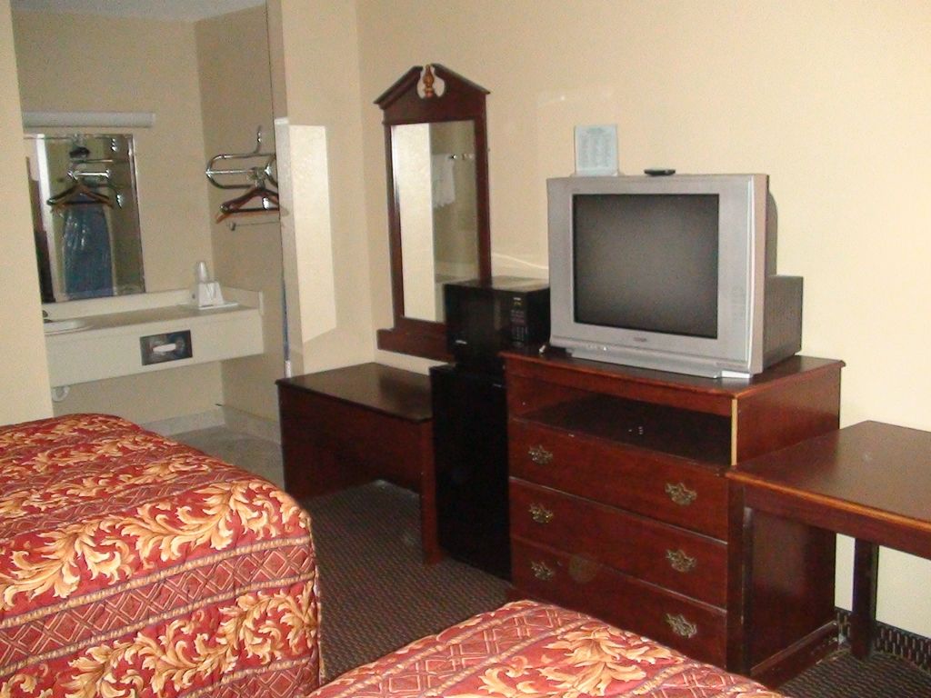 Motel 6 Oklahoma City Ok Frontier City Edmond Rom bilde