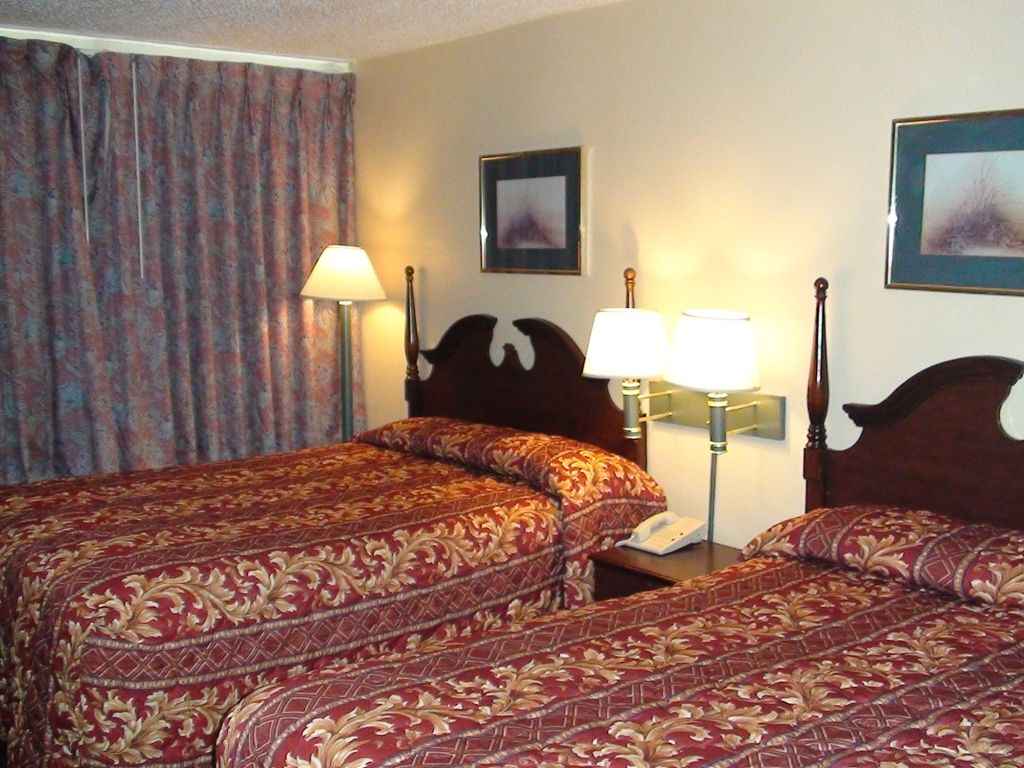 Motel 6 Oklahoma City Ok Frontier City Edmond Rom bilde